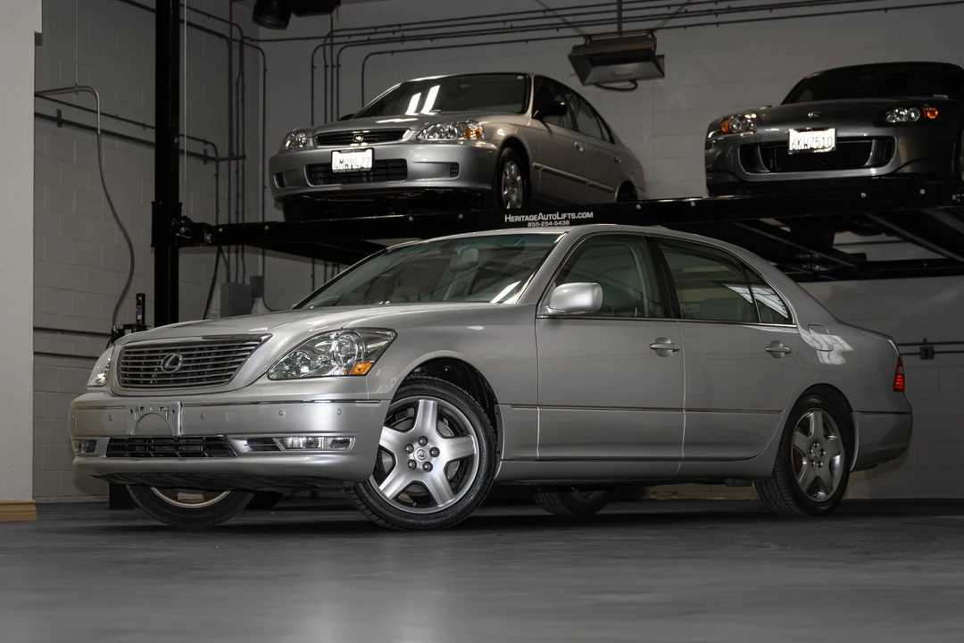 2005 Lexus LS 2nd Gen - Image 5 of 31