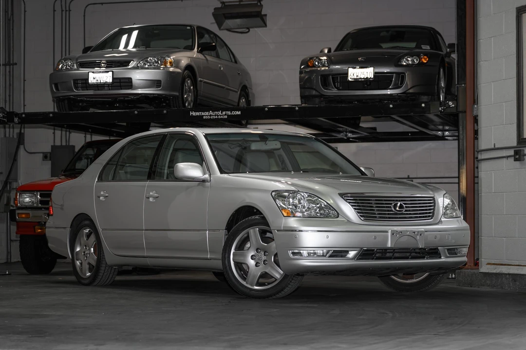 2005 Lexus LS 2nd Gen - Image 18 of 31