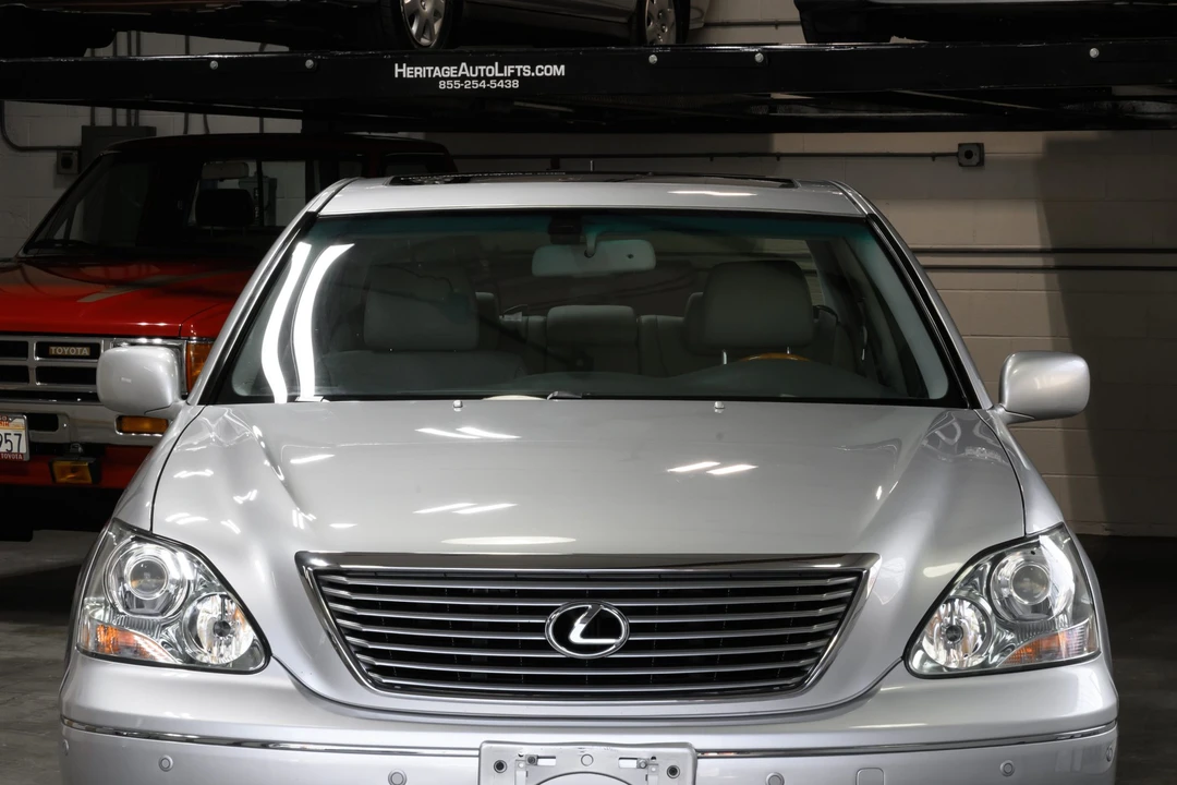 2005 Lexus LS 2nd Gen - Image 20 of 31