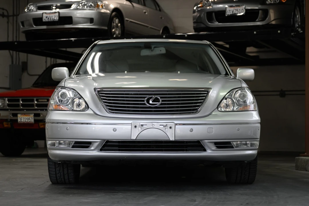 2005 Lexus LS 2nd Gen - Image 19 of 31