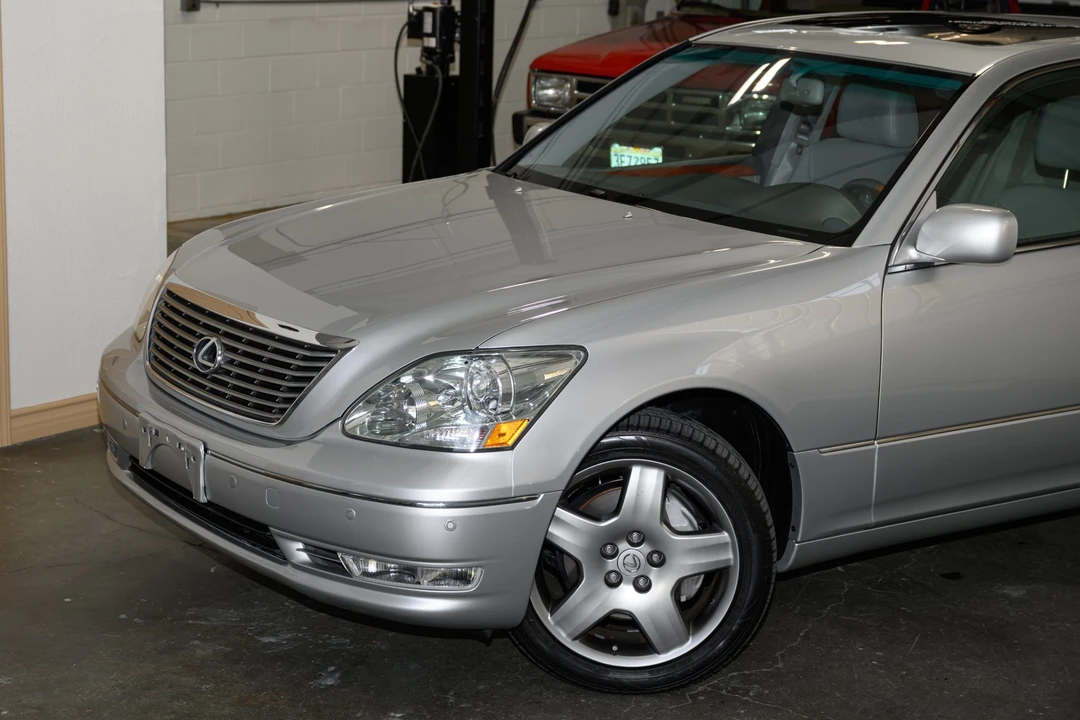 2005 Lexus LS 2nd Gen - Image 29 of 31