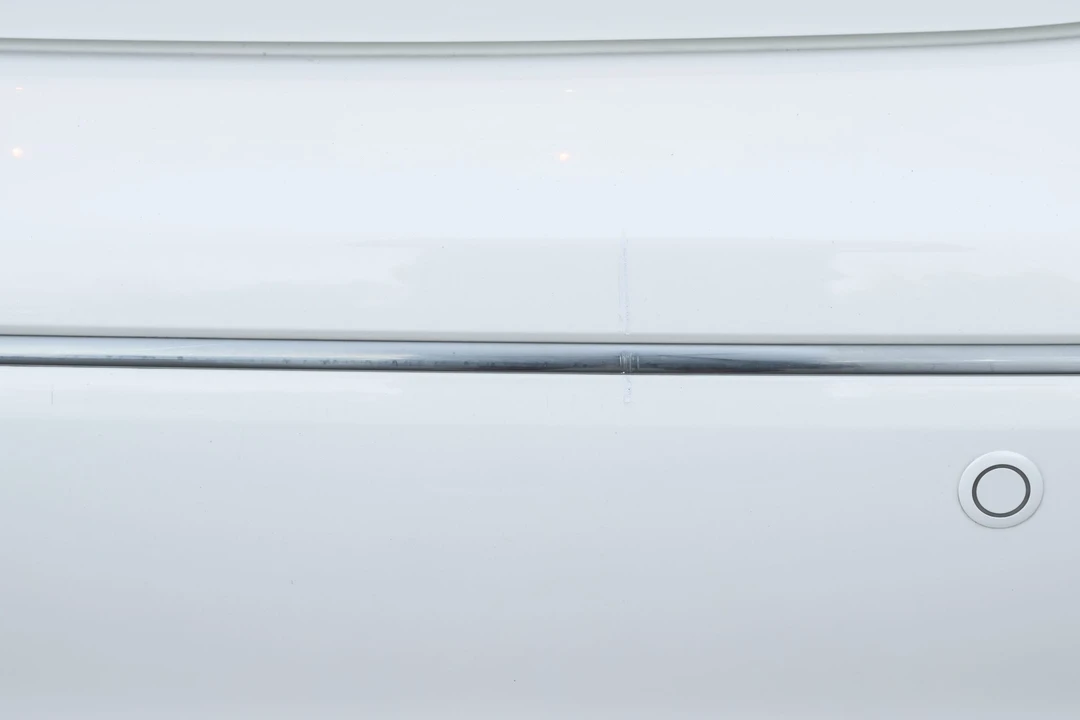 2005 Lexus LS 3rd Gen - Image 28 of 31