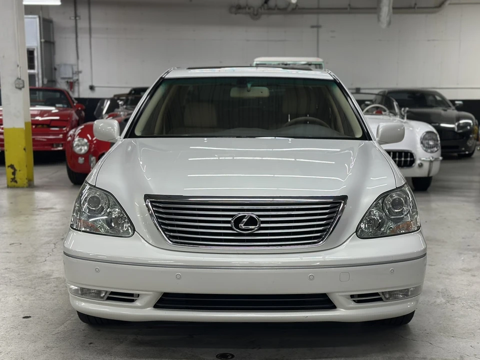 2005 Lexus LS 3rd Gen - Image 6 of 31