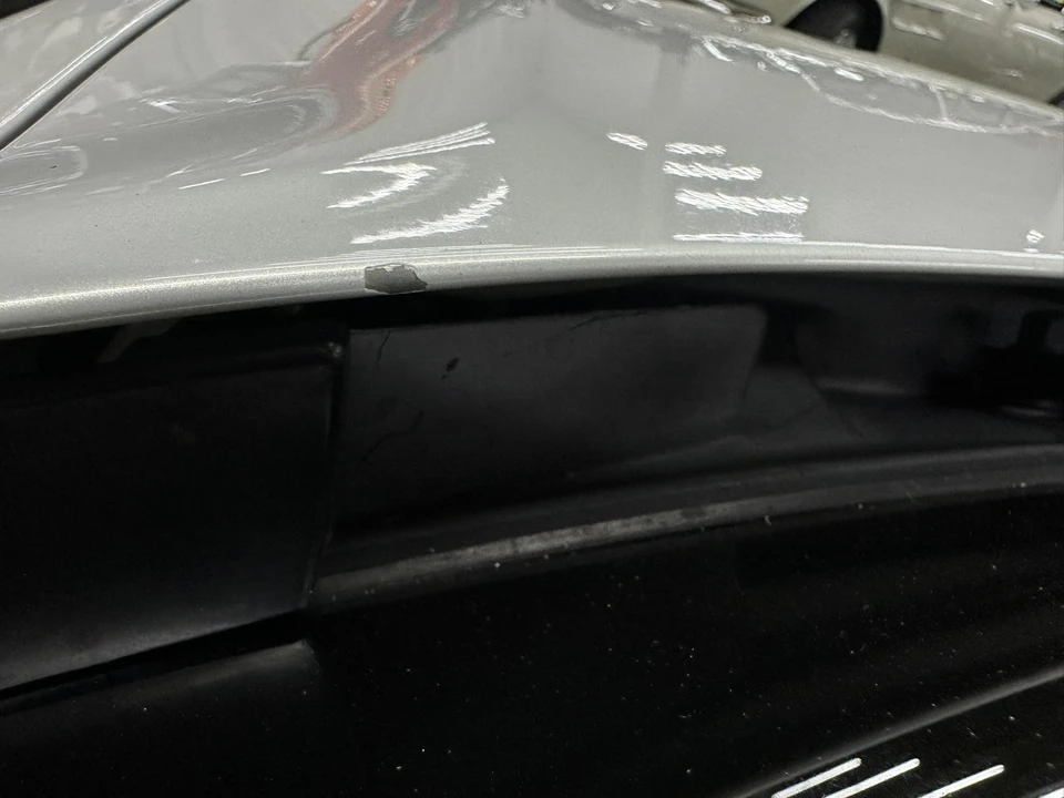 2005 Lexus LS 3rd Gen - Image 16 of 31