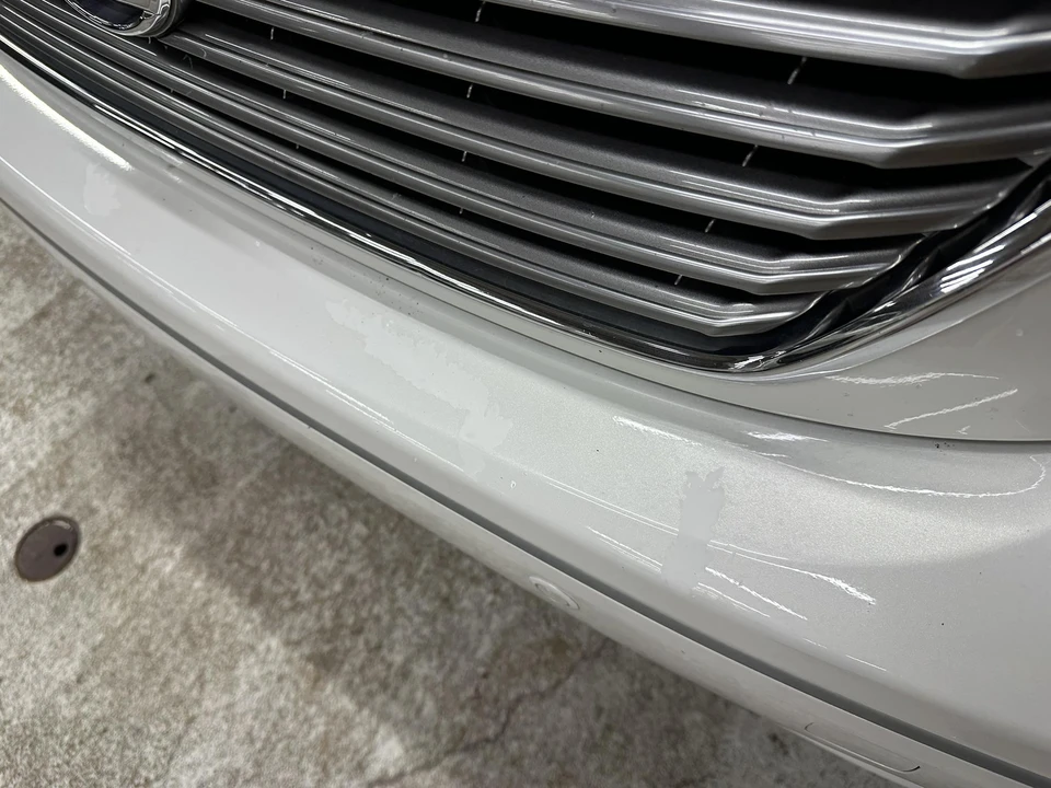 2005 Lexus LS 3rd Gen - Image 17 of 31