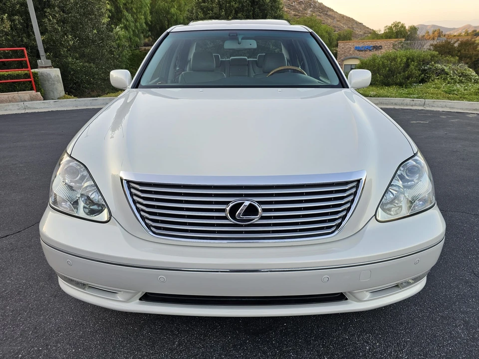 2005 Lexus LS 3rd Gen - Image 31 of 31