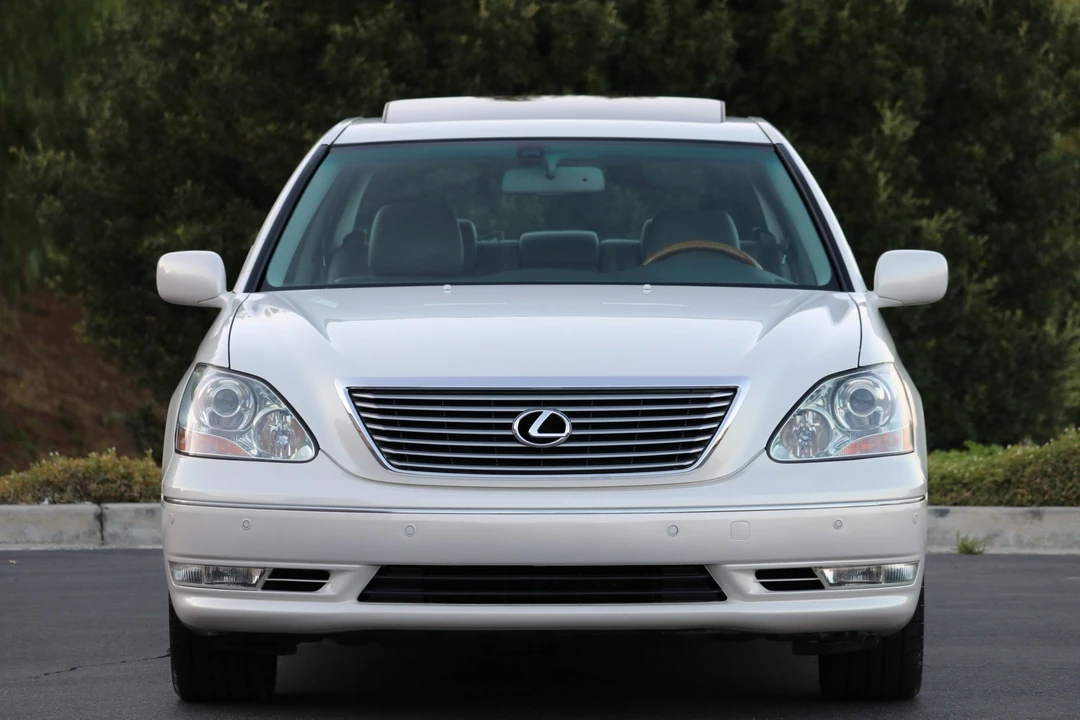 2005 Lexus LS 3rd Gen - Image 30 of 31