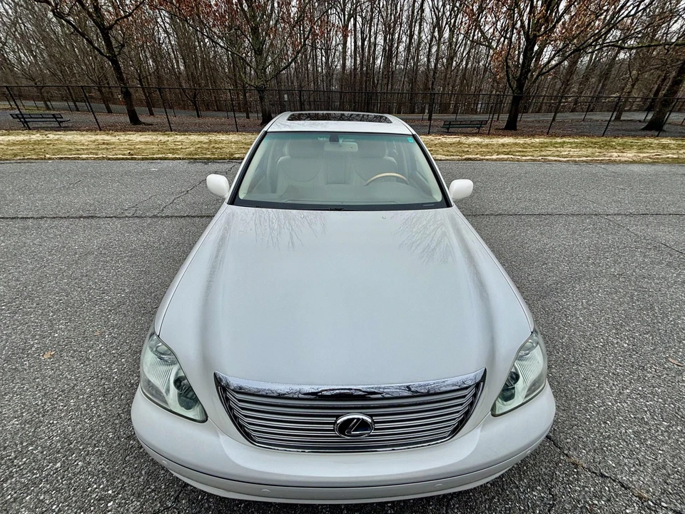 2005 Lexus LS 3rd Gen - Image 30 of 31