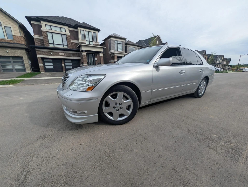 2005 Lexus LS 3rd Gen - Image 29 of 31