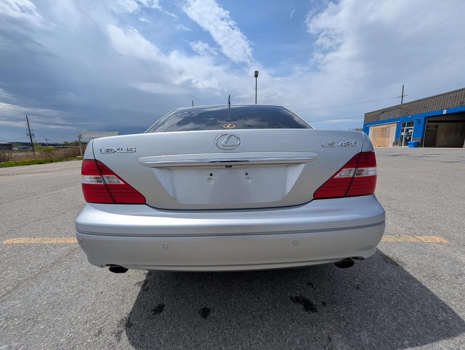 2005 Lexus LS 3rd Gen - Image 6 of 31