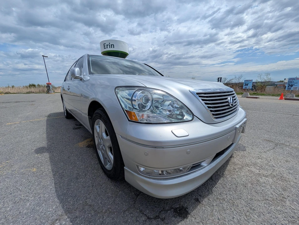 2005 Lexus LS 3rd Gen - Image 2 of 31