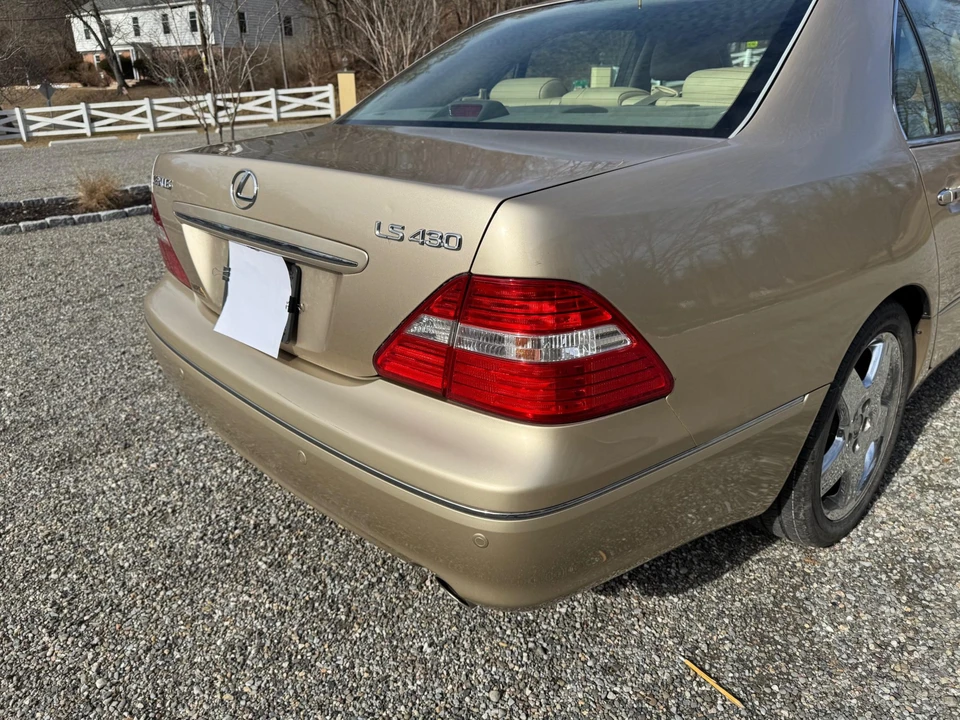 2005 Lexus LS 3rd Gen - Image 31 of 31