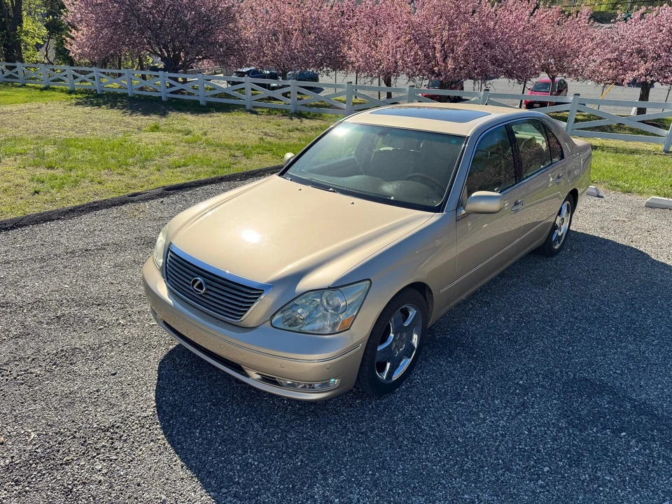 2005 Lexus LS 3rd Gen - Image 6 of 31