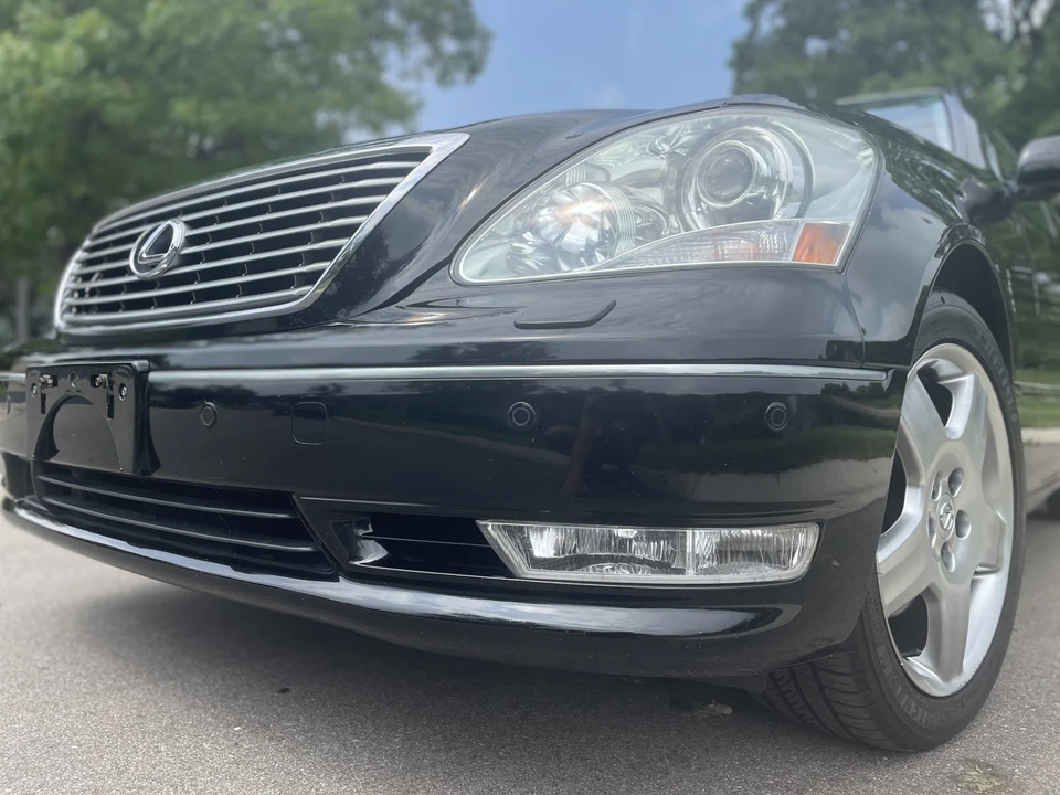2005 Lexus LS 3rd Gen - Image 29 of 31