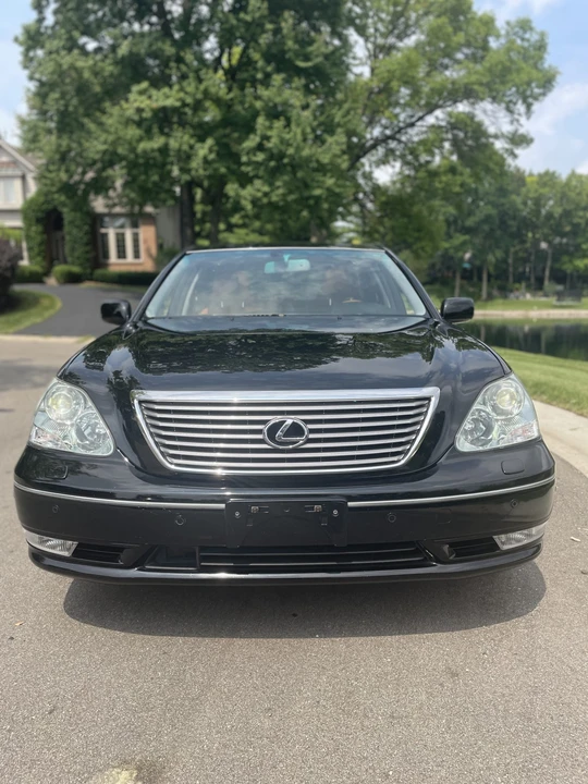 2005 Lexus LS 3rd Gen - Image 28 of 31