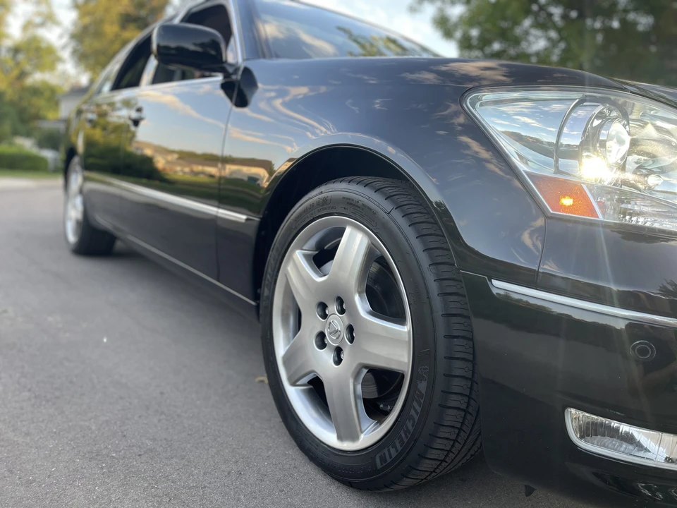 2005 Lexus LS 3rd Gen - Image 31 of 31