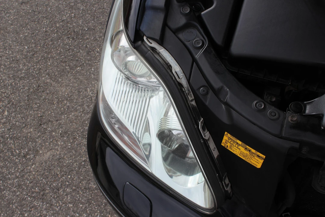 2005 Lexus LS 3rd Gen - Image 26 of 31