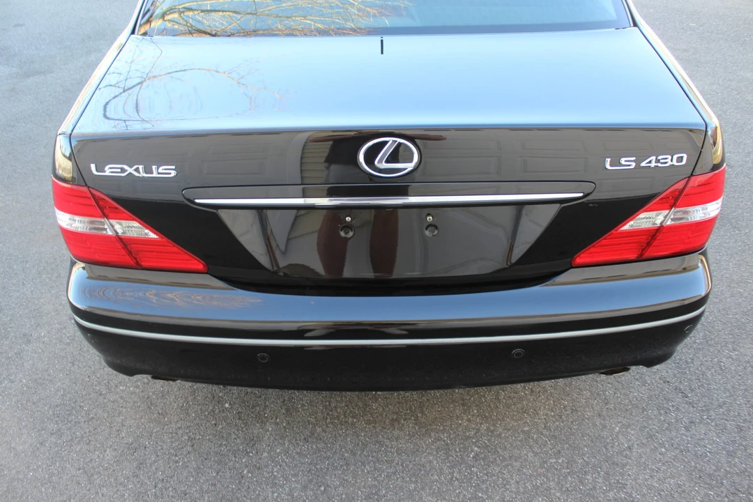 2005 Lexus LS 3rd Gen - Image 30 of 31