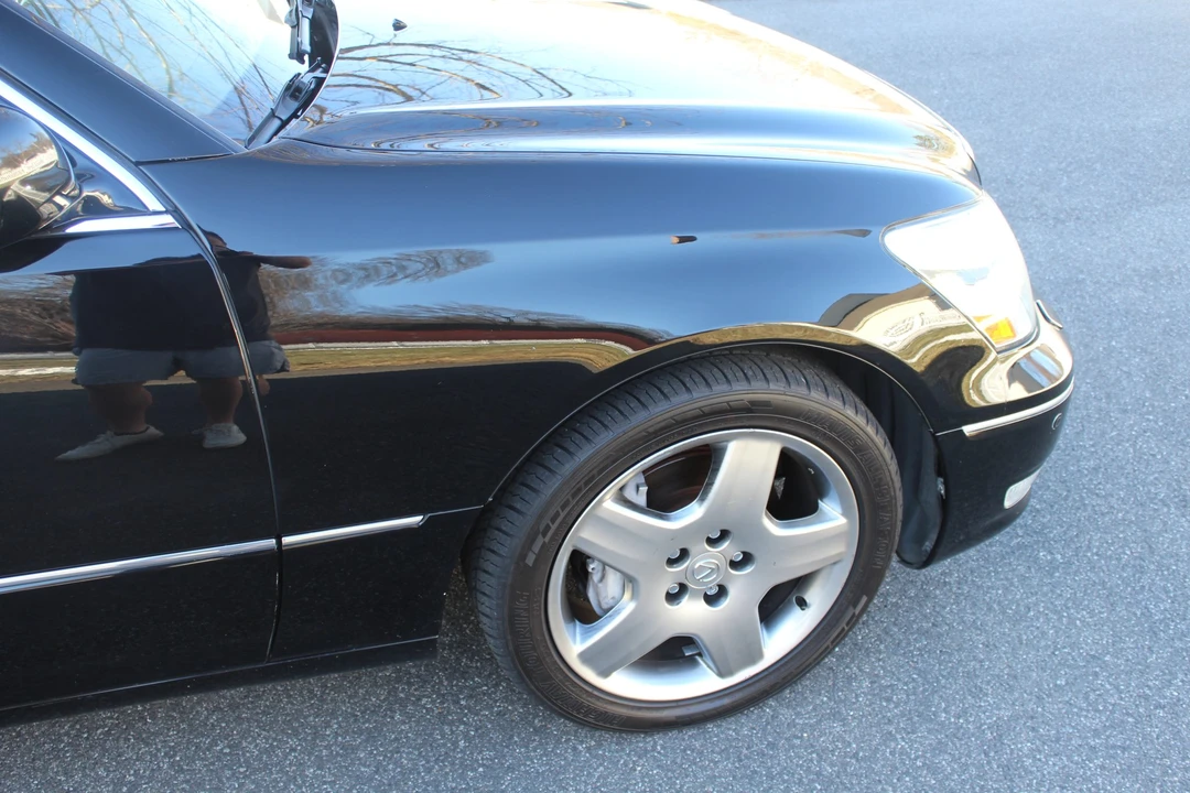 2005 Lexus LS 3rd Gen - Image 22 of 31