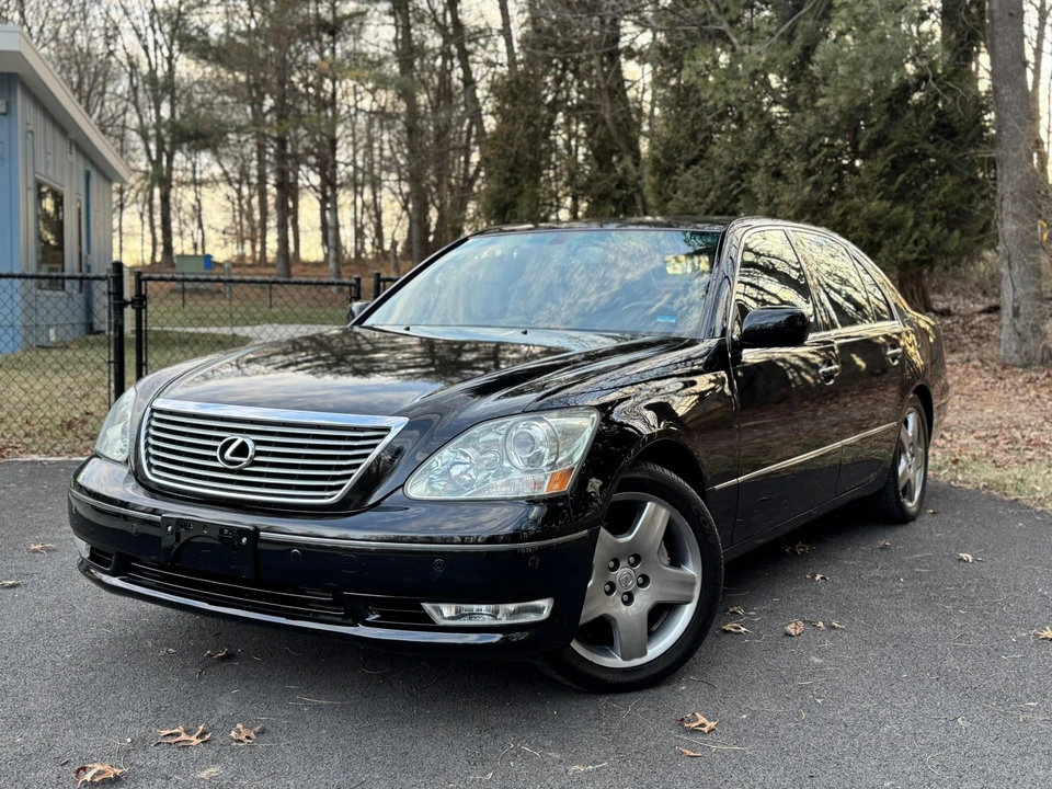 2005 Lexus LS 3rd Gen - Image 7 of 31