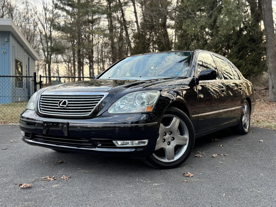 2005 Lexus LS 3rd Gen - Image 8 of 31