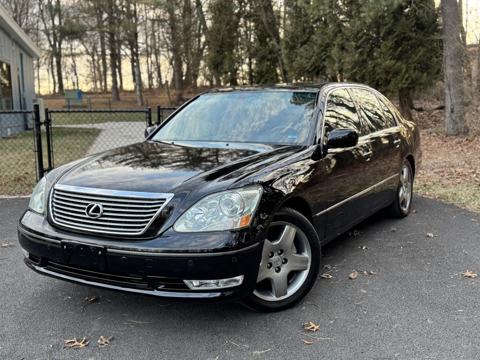 2005 Lexus LS 3rd Gen - Image 6 of 31