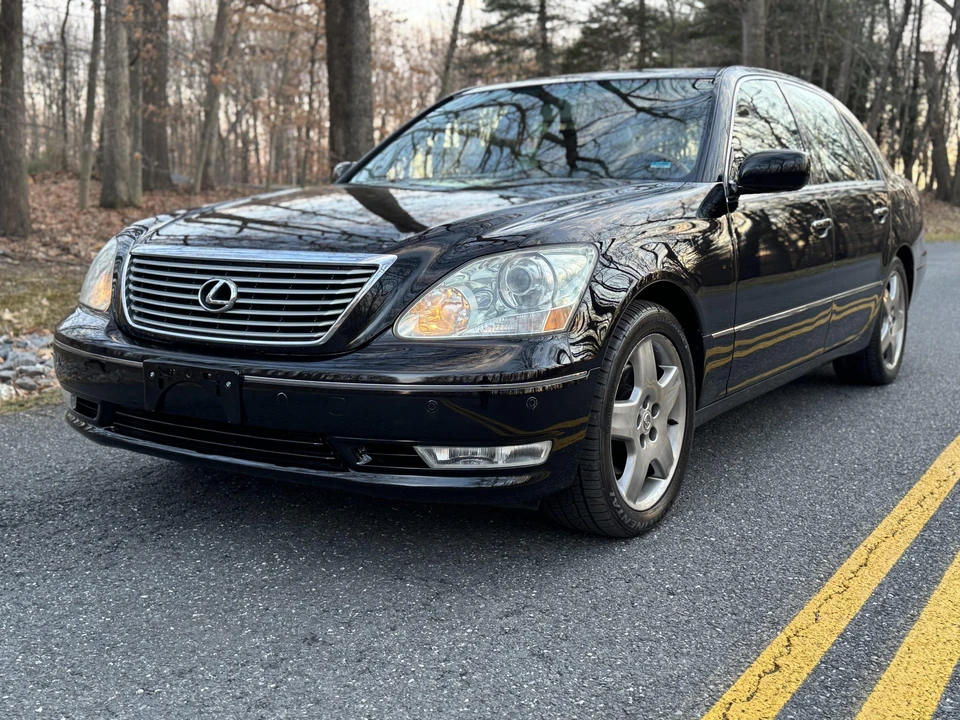 2005 Lexus LS 3rd Gen - Image 15 of 31
