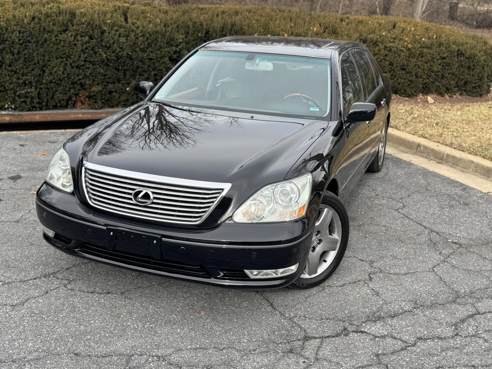 2005 Lexus LS 3rd Gen - Image 2 of 31
