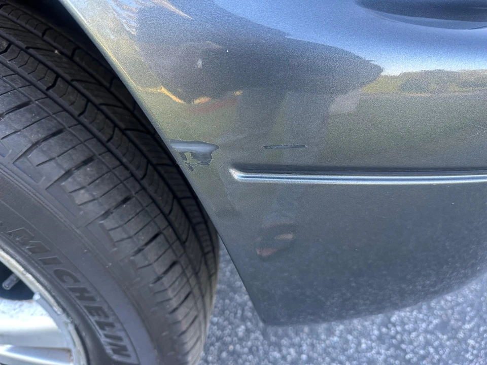 2005 Lexus LX 2nd Gen - Image 31 of 31