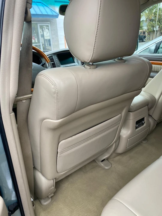 2005 Lexus LX 2nd Gen - Image 22 of 31