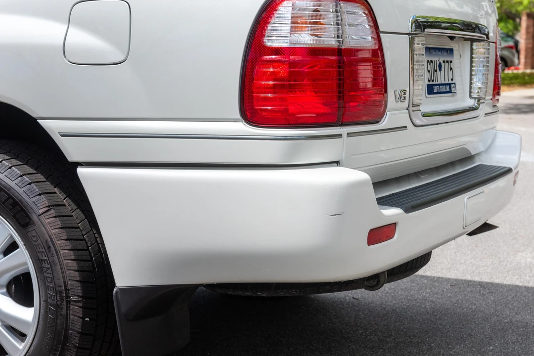 2005 Lexus LX 2nd Gen - Image 22 of 31