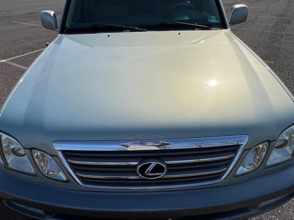 2005 Lexus LX 2nd Gen - Image 13 of 31