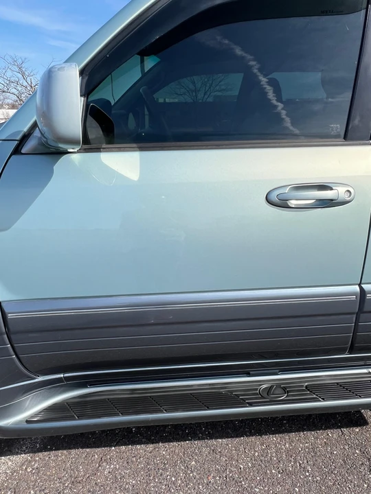 2005 Lexus LX 2nd Gen - Image 18 of 31