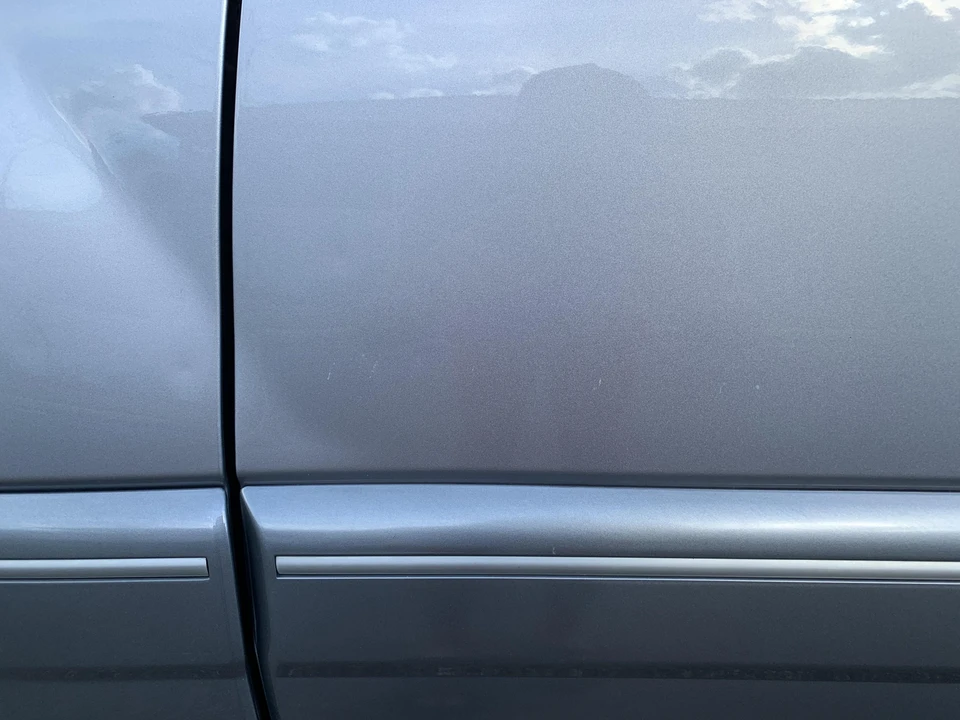 2005 Lexus LX 2nd Gen - Image 30 of 31