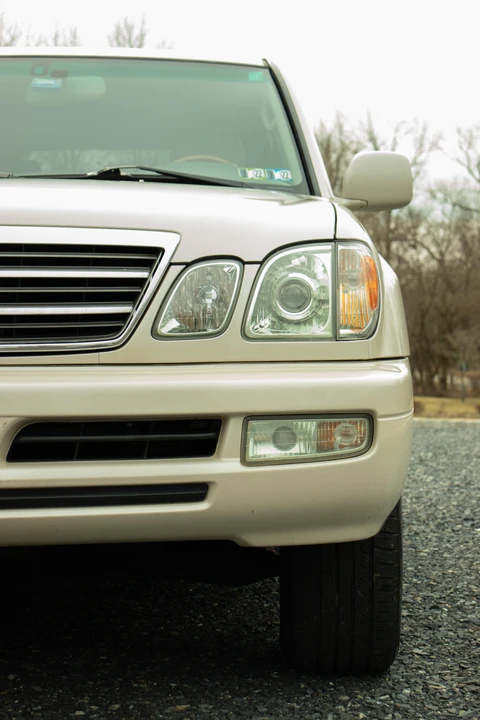 2005 Lexus LX 2nd Gen - Image 20 of 31