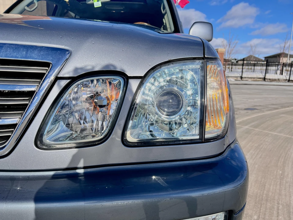 2005 Lexus LX 2nd Gen - Image 20 of 31
