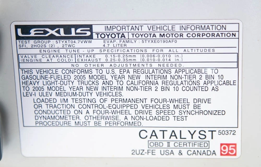2005 Lexus LX 3rd Gen - Image 15 of 19