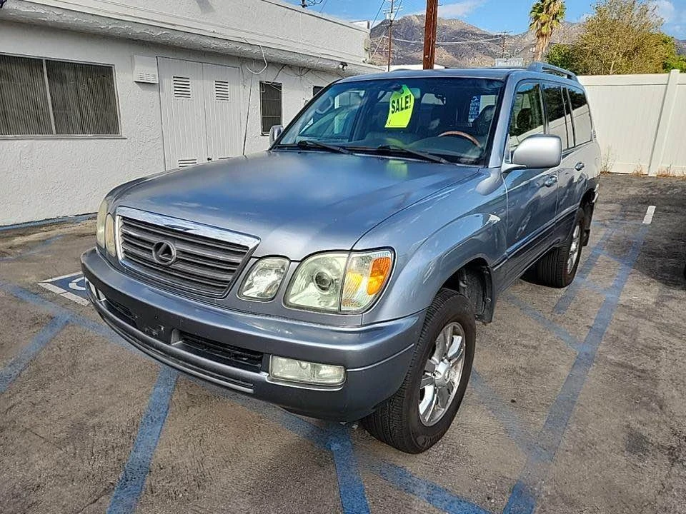 2005 Lexus LX 2nd Gen - Image 2 of 18