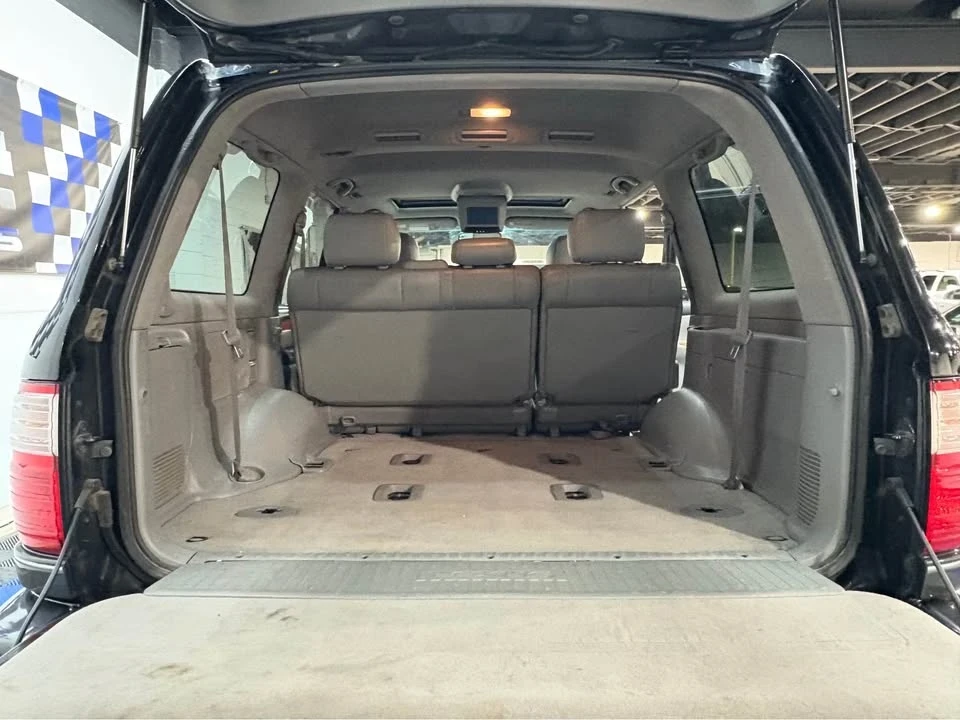 2005 Lexus LX 2nd Gen - Image 14 of 20