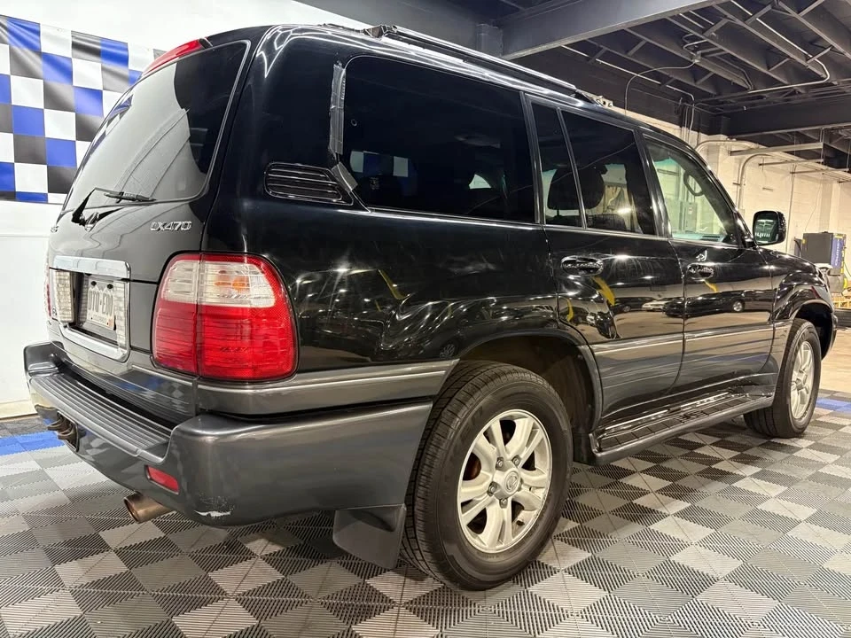 2005 Lexus LX 2nd Gen - Image 4 of 20