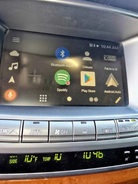 2005 Lexus LX 2nd Gen - Image 14 of 19