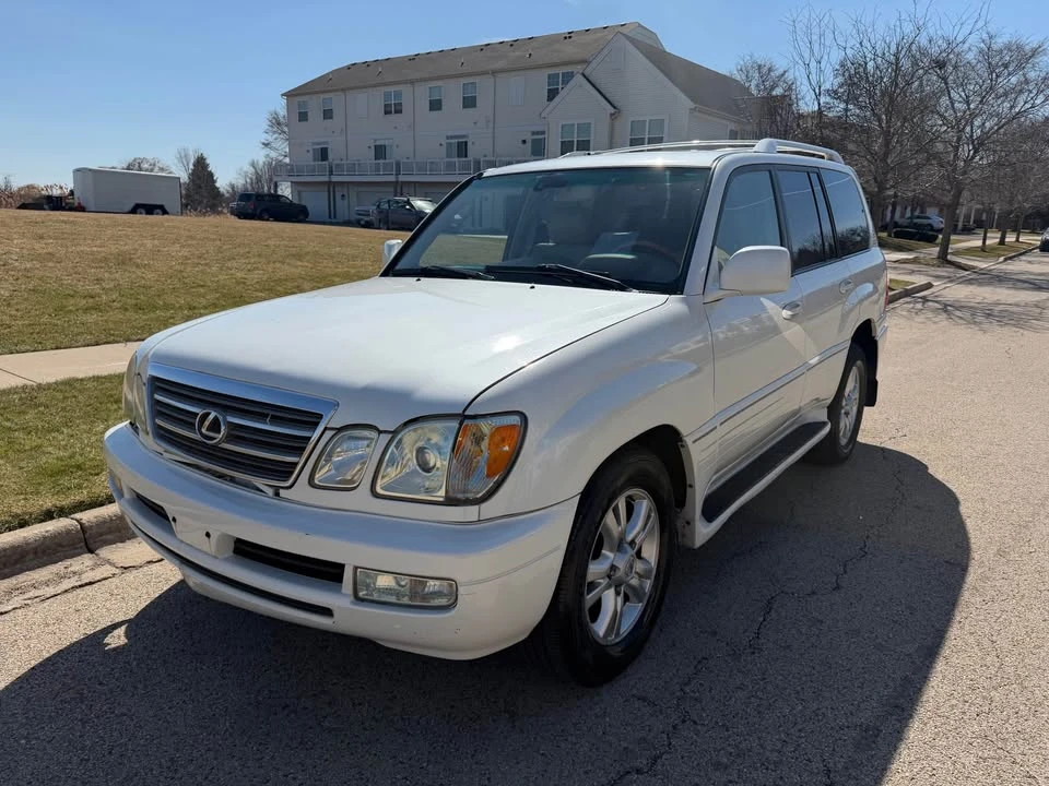 2005 Lexus LX 2nd Gen - Image 8 of 15