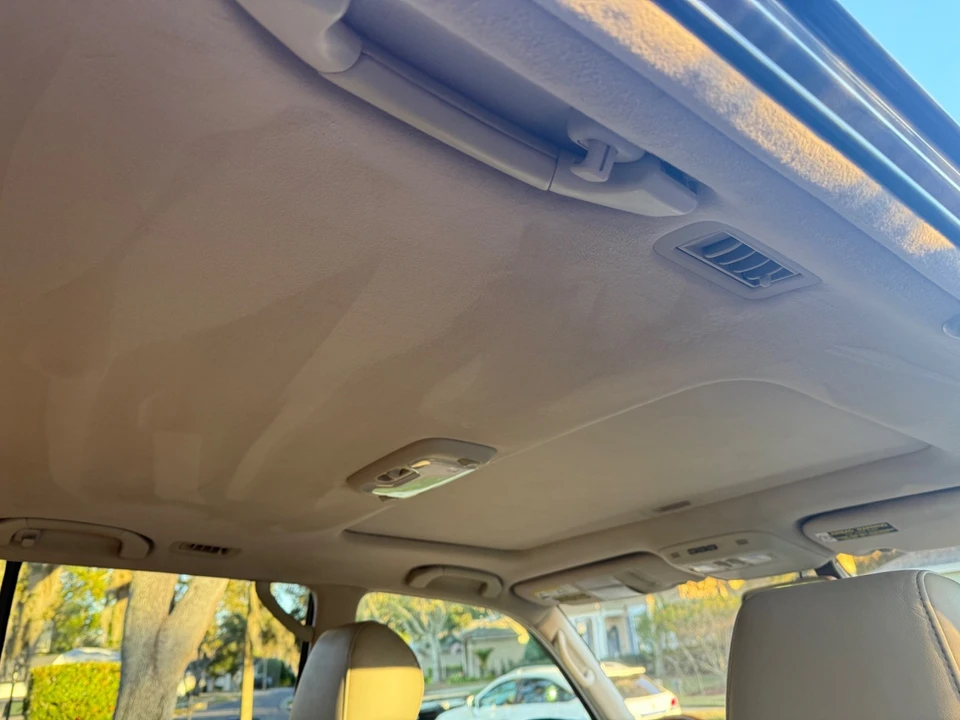 2005 Lexus LX 3rd Gen - Image 19 of 21