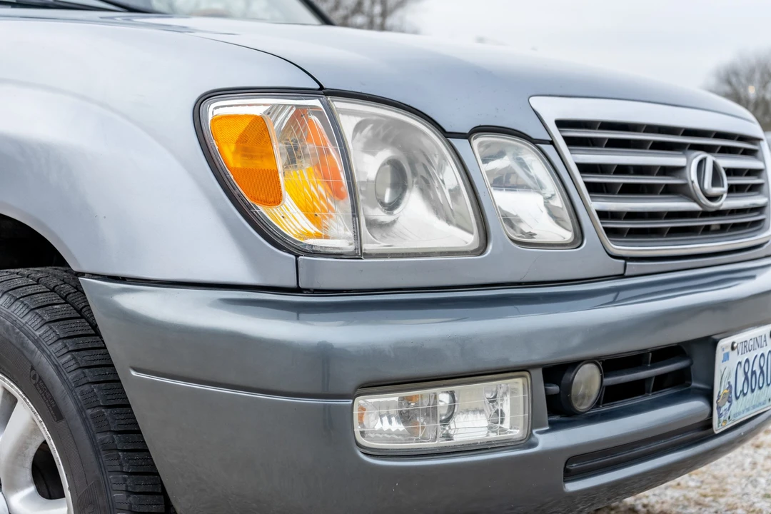 2005 Lexus LX 2nd Gen - Image 31 of 31