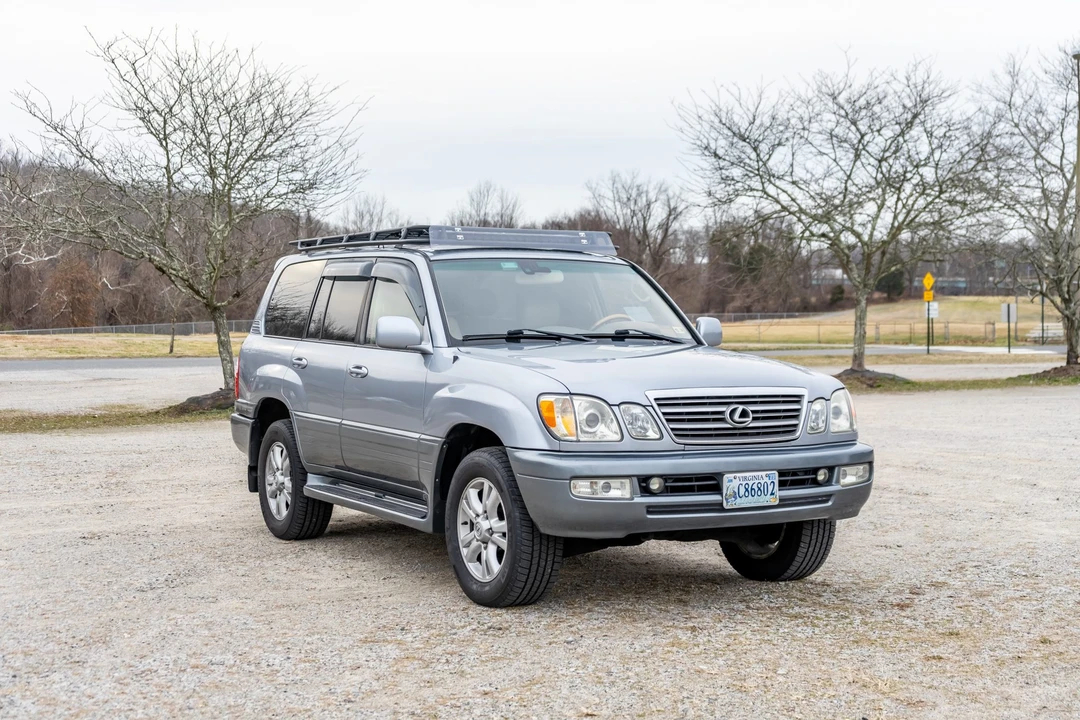 2005 Lexus LX 2nd Gen - Image 7 of 31
