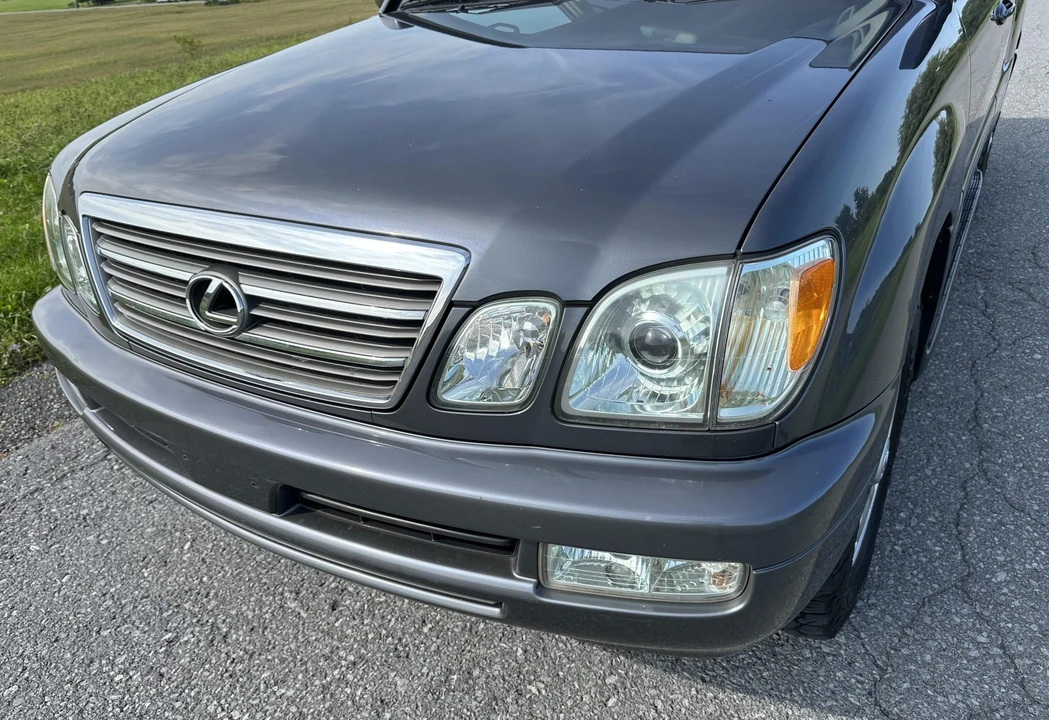 2005 Lexus LX 2nd Gen - Image 31 of 31