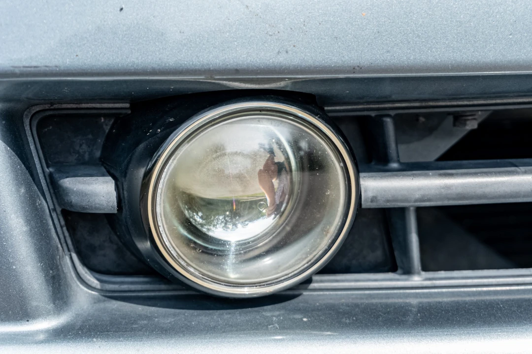 2005 Lexus LX 2nd Gen - Image 16 of 31