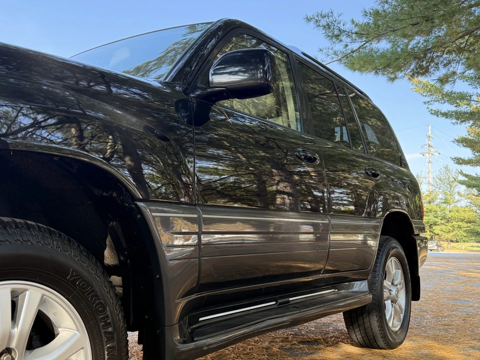 2005 Lexus LX 2nd Gen - Image 31 of 31