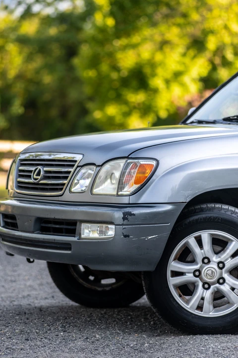 2005 Lexus LX 2nd Gen - Image 31 of 31