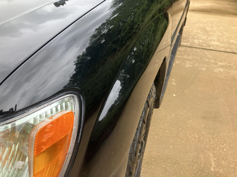 2005 Lexus LX 2nd Gen - Image 18 of 31